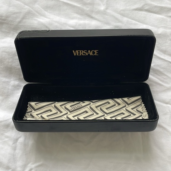 vintage versace sunglasses - Picture 4 of 5